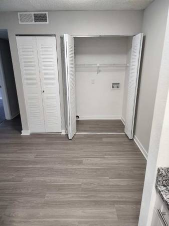 $1,543 / 1br - 650ft2 - Your dog or cat is welcome! Amazing pet-friendly 1 BR / 1 BA! (Tampa)64002492433666123