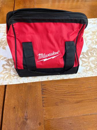 Milwaukee Contractor Tool Bag 11” x 10” x 11” **NEW 1