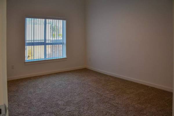 $2,451 / 3br - 1186ft2 - 3 Bedroom / 2 bathroom for rent! You won't be disappointed! (Des Moines)63659711067139120