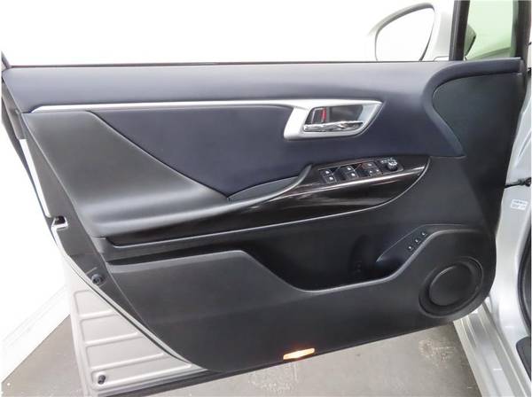 2017 Toyota Mirai JPD10L - ¡BUENO/MALO/NO CREDITO OK! - $6,499 (+ Escondido Auto Super Center)63618392244099124
