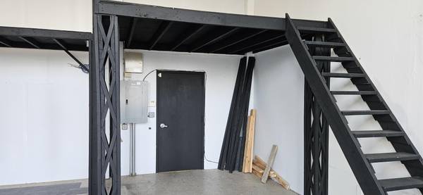 $600 / 400ft2 - Artist's Studio  AMFAB 1069 Ct. Ave. Bridgeport Ct. (Bridgeport Ct.)63886655576451120