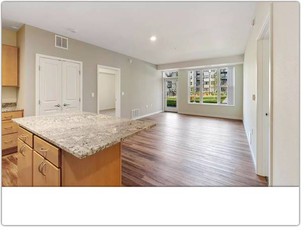 $1,405 / 1br - 723ft2 - Check us out! We offer washers and dryers in all of our apartments! (West St. Paul)63666930692995121