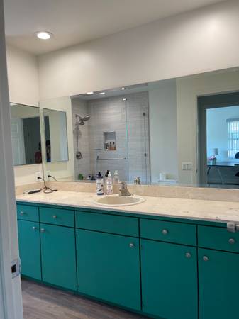 $1,850 144 sq ft. furnished bedroom in newly renovated Rancho Bernardo house (Rancho Bernardo)63865481628417122