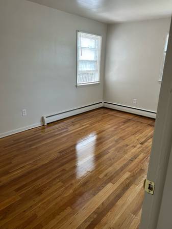 $1,649 / 1br - Large 1 bedroom Apartment (Elizabeth)63684728537089122