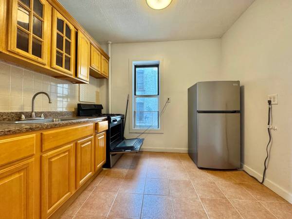 $4,350 / 2br - Williamsburg - Amplio 2 habitaciones - Ascensor - Calefacción incluida - ¡Sin comisión! (Williamsburg)63661255596545122