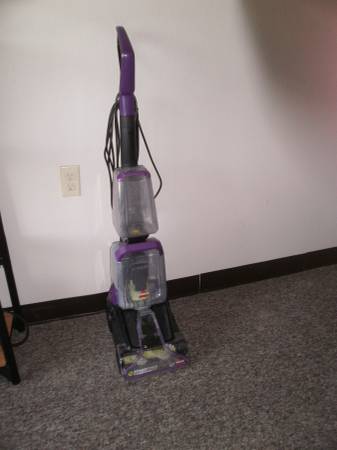 BISSELL Pet Carpet Cleaner/shampooer 1