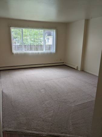 $1,799 / 2br - 975ft2 - Stop by today at the 2 bed / 1 bath of your dreams! 975 Sq Ft! (Anchorage - Close to JBER)64004784590593122