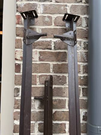 2 metal bed frames to hold up box springs for mattress 1