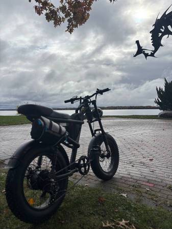 Used Z-8 Moped Style Electric Fat Bike with accessories 1