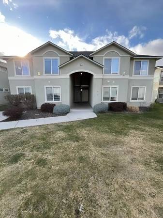 Beautiful & Spacious 2bedroom Apartment In Meridian 1