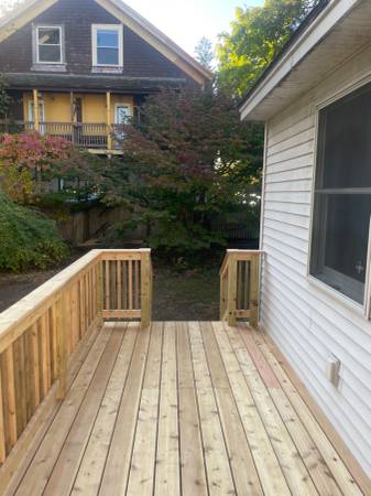 $1,500 studio apt with office walk from downtown Noho (Northampton)64017048242563122