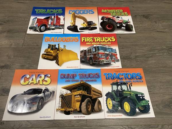 MIGHTY MACHINES  / CONSTRUCTION / TRACTOR & CARS 8 PAPERBACK BOOKS 1