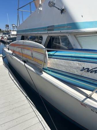 Tollycraft Flybridge 26’ 1974 1
