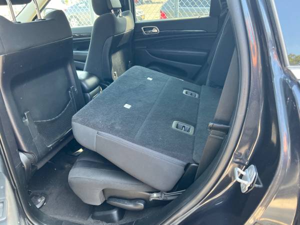 2012 JEEP GRAND CHEROKEE LAREDO - $2.200 (Staten Island)63470890202115122
