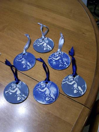 Christmas Tree Decor - set of 6 - $5. "Each" pick n choose 1