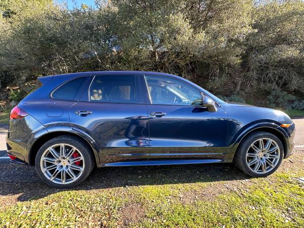 Damaged 2014 Porsche Cayenne GTS, 120k - $14,000 (oakland piedmont / montclair)63613903797379124