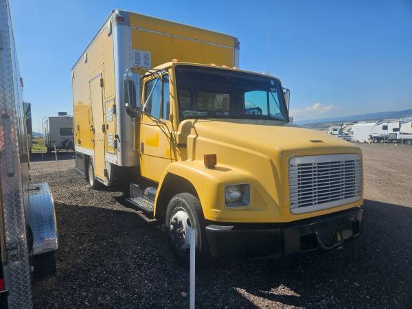 Freightliner FL150 - $8,000 (Littleton)63619798457603121