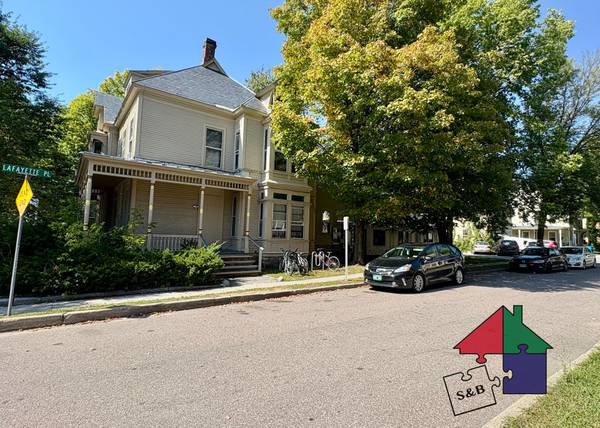 $1,830 / 1br - Burlington 1 Bedroom- Great Location- Avail. 6/1/2663784684623747122