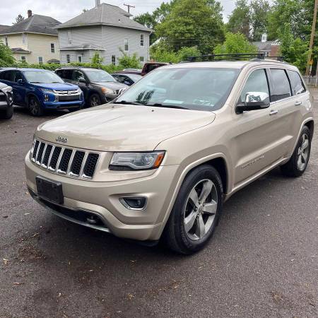 2014 Jeep Grand Cherokee Overland Sport Utility 4D - GUARANTEED APPROVAL FOR EVE - $13,950 (+ Prime Motors)63616510196737129