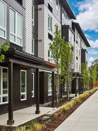 $1,139 / 1br - 487ft2 - Resident Services, Picnic Area, Courtyard (11560 SE Division St, Portland, OR)63820848895489124