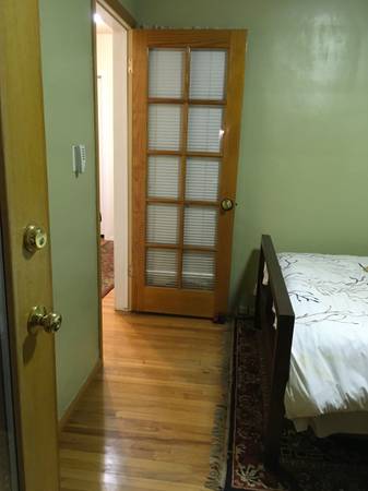 $975 / 1br - A Nice Room Furnished (Nature Room) In A Charming House (Lake Balboa)63953217865218123