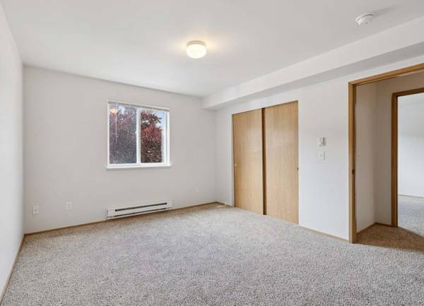 $2,030 / 2br - Área para Comer en Bar, Admite Mascotas, Vida Sin Mantenimiento (8510 212th St NE, Arlington, WA)63659549382787121