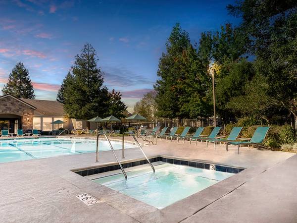 $2,923 / 2br - 1240ft2 - Cozy Up This Fall – Move Into Your Perfect Apartment! (rohnert pk / cotati)63847331540097124
