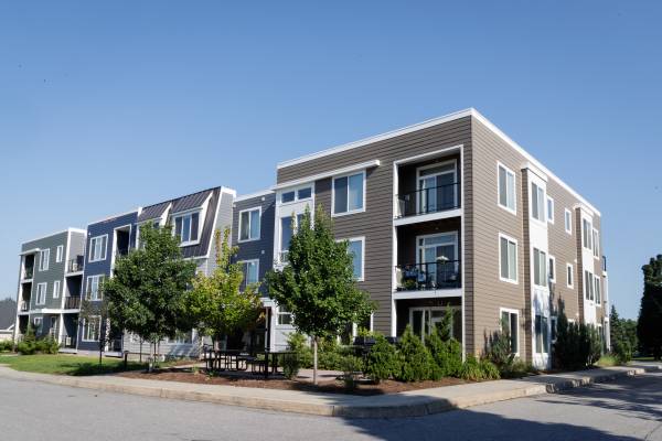 $2,000 / 1br - 850ft2 - Mansfield Apartments Williston  #105 (Williston)63992935796355120