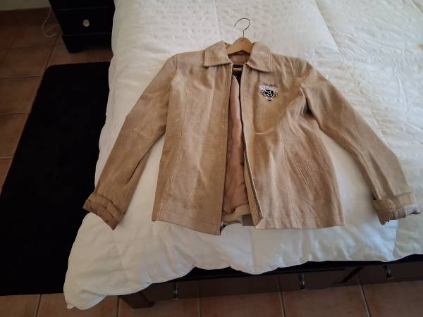Barbra Streisand jacket 1