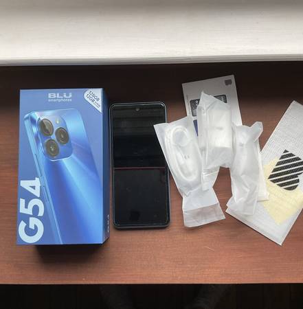 Unlocked, brand new BLU G54 1
