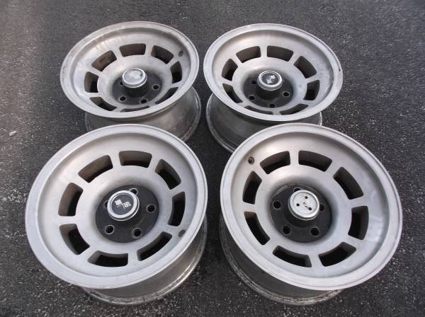CORVETTE C3 WHEELS 1968-82 1
