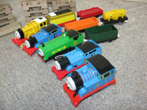 Conjunto de diseño de Thomas el Tren $45 - $45 (Marysville)63471419376001123