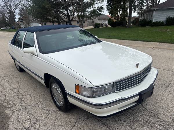 1996 Cadillac Deville Un solo propietario - $6,700 (Norridge)63618890921859124