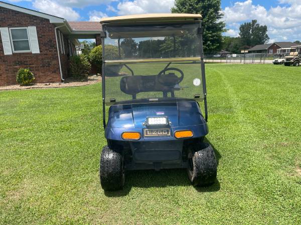 2002 EZGO TXT carro de golf eléctrico con cargador - $2.200 (Mountain Home, AR)63471310583427120