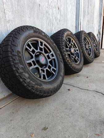 Toyota Tacoma TRD wheels 17 1