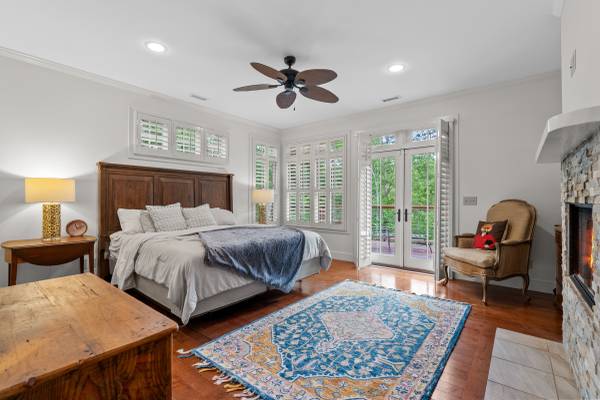$2,700,000 / 7br - 10000ft2 - Granja equina multifamiliar Tryon NC (Tryon)64029211464451123