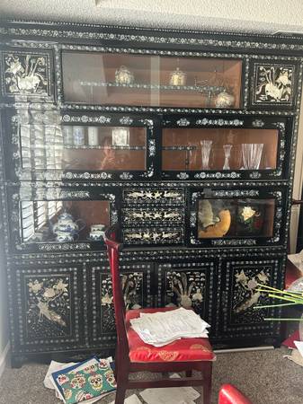Oriental Asian Korean pearl inlay China cabinet 1
