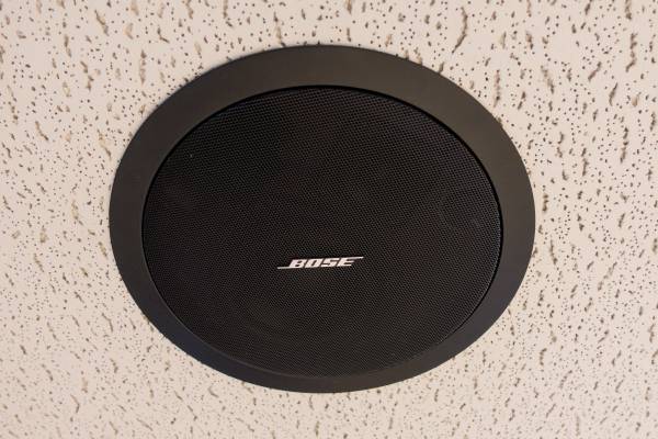 New Bose FreeSpace DS 100F Flush Mount Speakers (set of 5