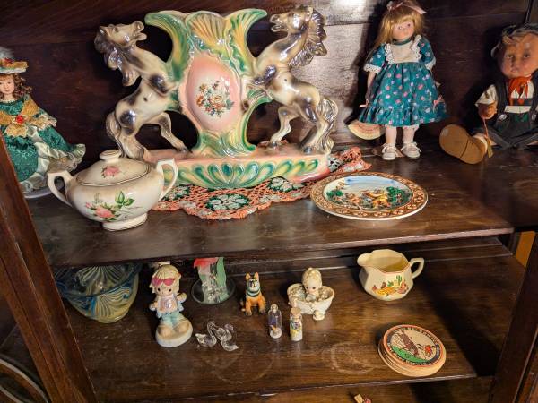 Yard sale photo