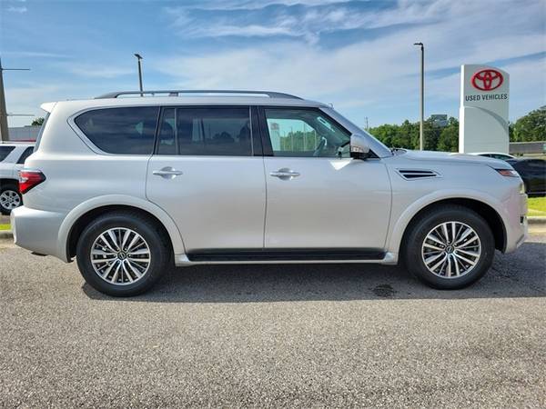 2023 Nissan Armada SL - $34,990 (Birmingham. Alabama)63622052018049122