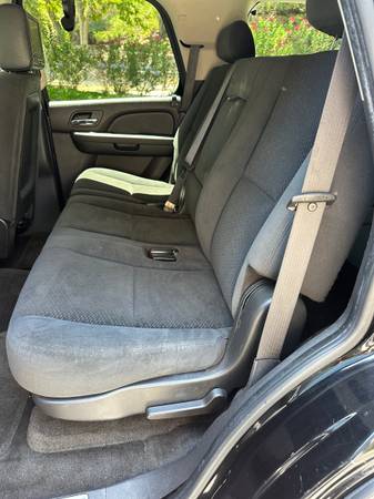 2012 Chevy Tahoe 4x4 - $5,999 (Van Nuys)63623879430787124