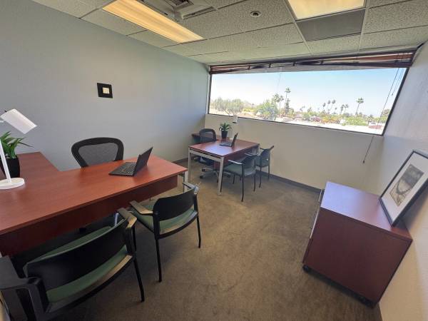 $189 Elevate your workday: flexible &inspiring Co-Working space starting at (Phoenix)63754986992131120