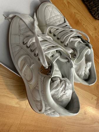 Original new Dior leather sneakers, white 1