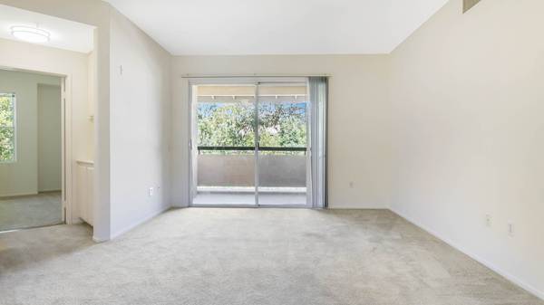 $2,960 / 2br - ¡PRÓXIMAMENTE! VIVIENDA EN PRIMER PISO + GARAJE!63701185716353121