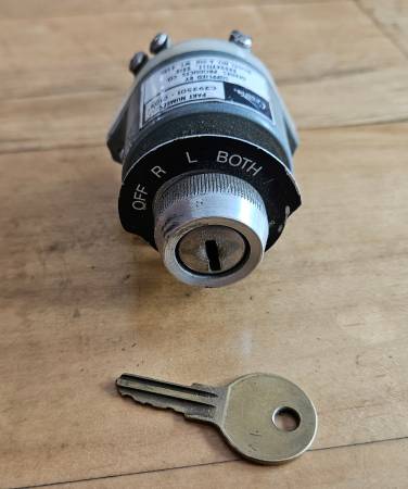 Cessna Magneto (Mag) switch - C292501 1