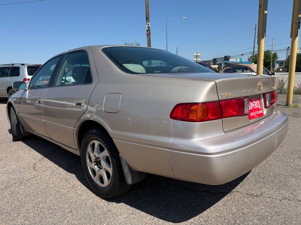 2000 Toyota Camry LE V6*ONE OWNER*VERY CLEAN*CLEAN TITLE** - $3,700 (SUPERIOR AUTO SALES)63620032100225124