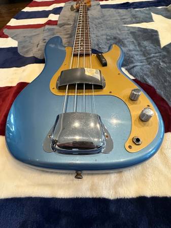 Fender Custom Shop  1959 Precision Bass Journeyman Relic Lake Placid B 1