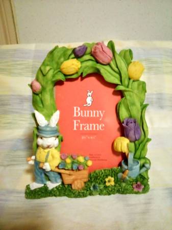 Rabbit Picture Frame 1