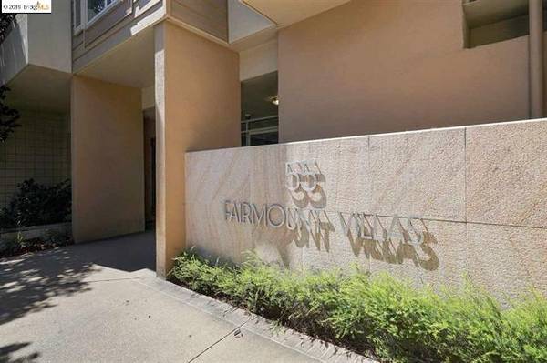 $1,999 / 1br - 700ft2 - Fantastic Fairmount Condo 1/1 with Pool, Parking, Laundry, Pets OK! (oakland lake merritt / grand)63850008704643122