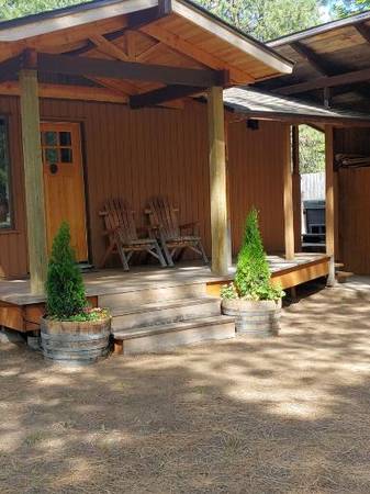 Black Butte Ranch House with a view- Available starting in March 1